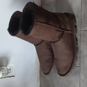 UGG  boots  size  7 women